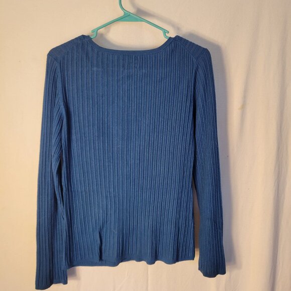 Chicos Sweater -- ITEM #1689 - Picture 2 of 2